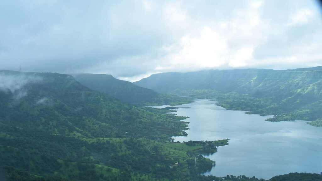 baarish-ke-mausam-mein_Mahabaleshwar